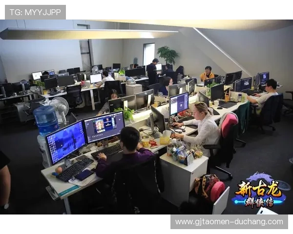 欧博真人游戏客服全天候在线保障游戏过程中的任何紧急事项及时处理